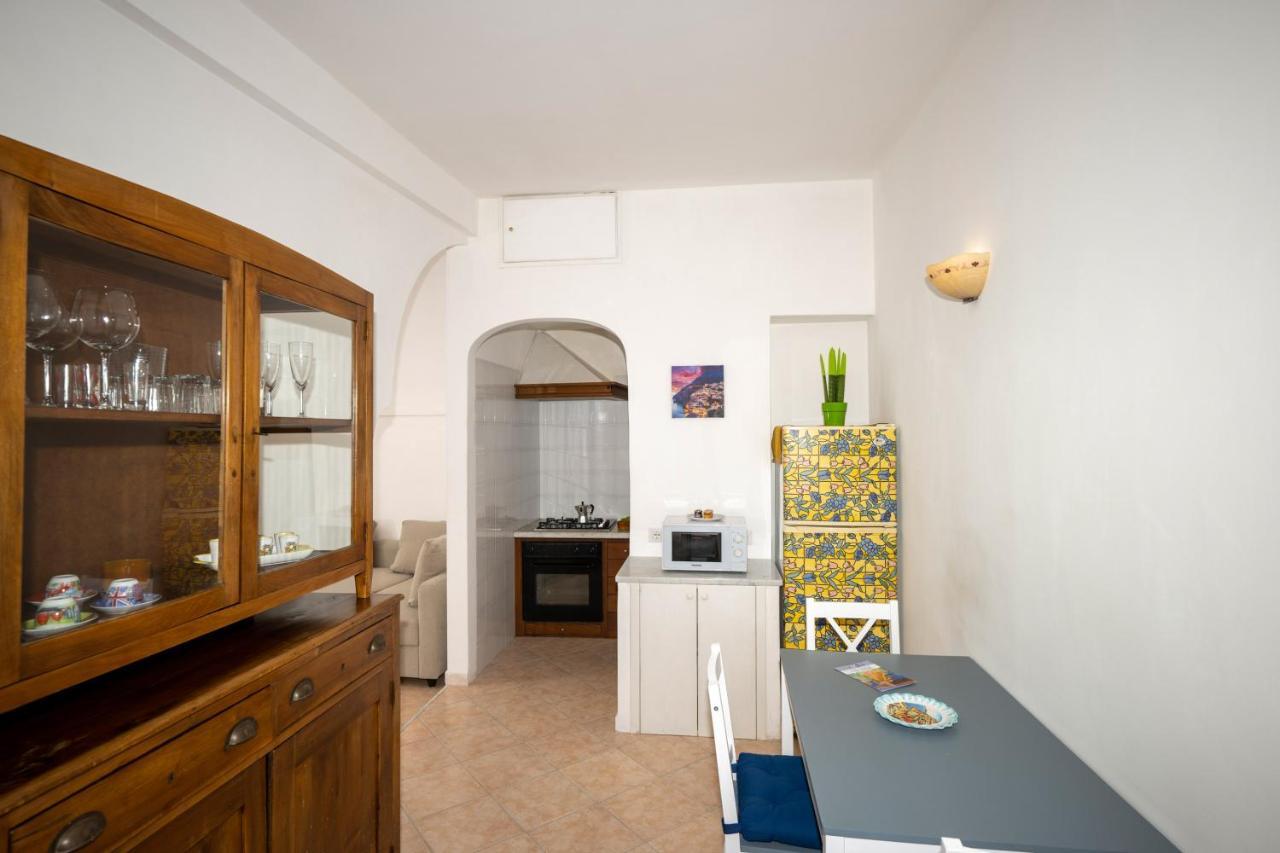 Casa Betty Appartement Positano Buitenkant foto